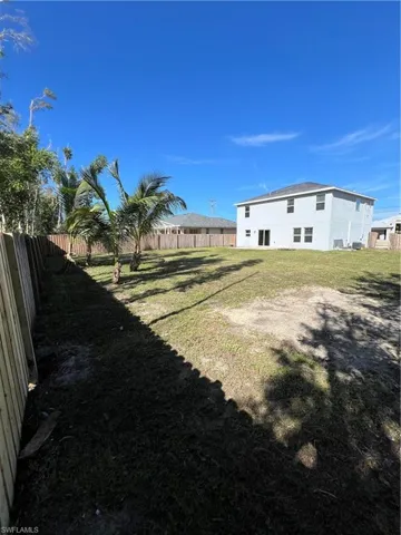 2208 Sw 32nd St, Cape Coral Fl 33914