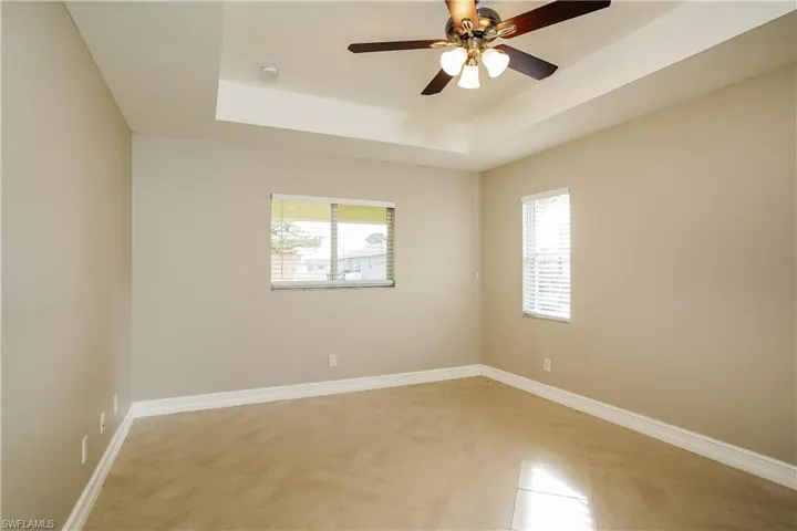 229 Ne 7th Pl, Cape Coral, Florida 33909