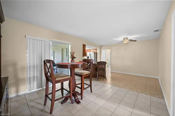 428 SE 19th  LN, Cape Coral, FL 33990