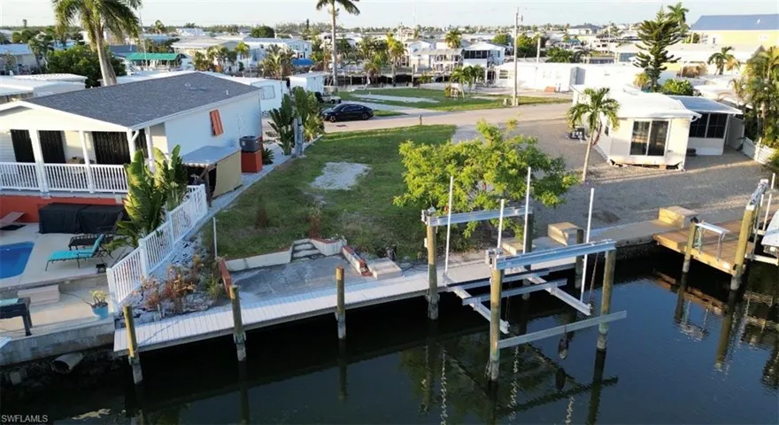 3853 Cherry Ln, St. James City, Florida 33956