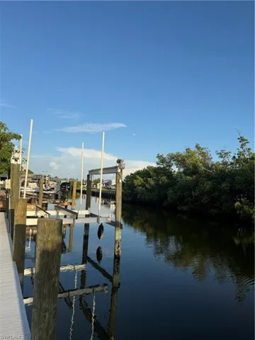 3853 Cherry Ln, St. James City, Florida 33956