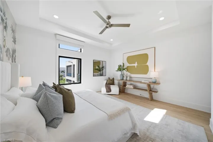 82 9th St S 303, Naples, Florida 34102