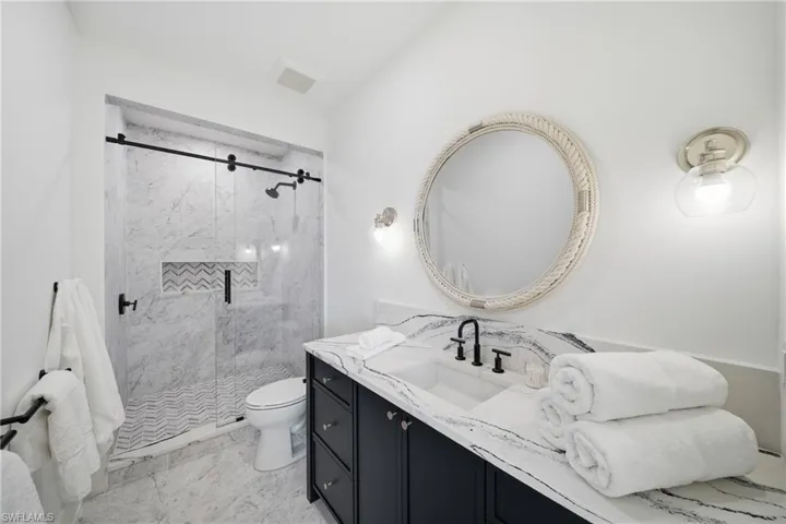 82 9th St S 303, Naples, Florida 34102