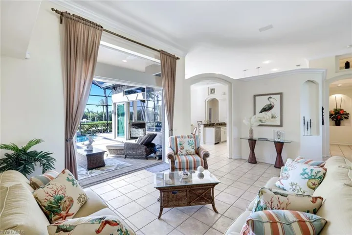 2022 El Dorado Pkwy W, Cape Coral, Florida 33914
