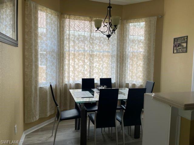 Eat-in area kitchen
