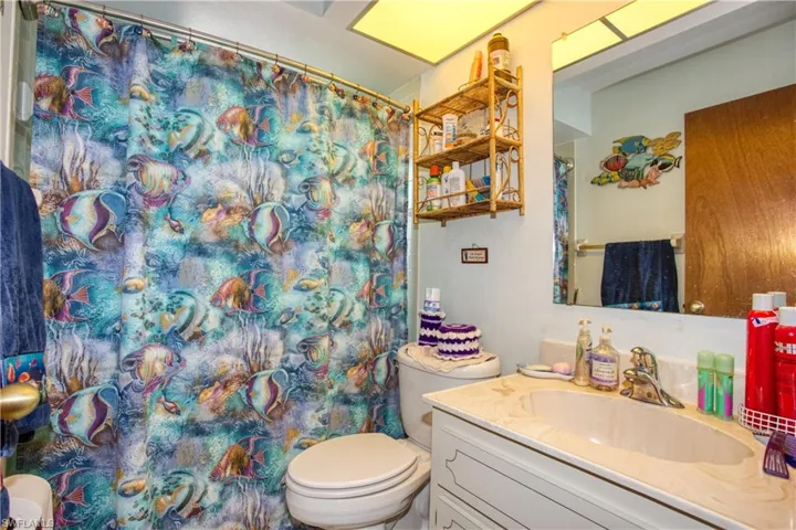1805 Se 1st Ter, Cape Coral Fl 33990