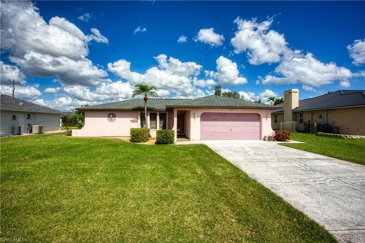 1805 Se 1st Ter, Cape Coral Fl 33990