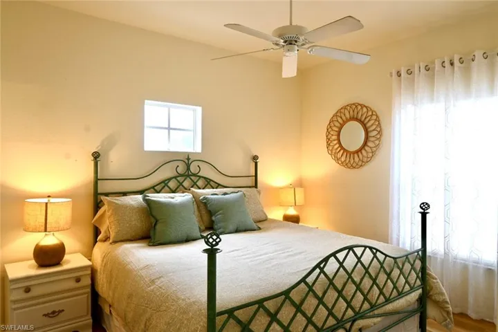 4450 Botanical Place Cir 6, Naples, Florida 34112