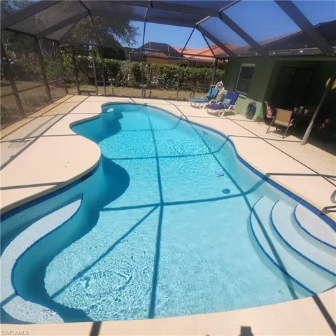 188 Willoughby Dr, Naples, Florida 34110
