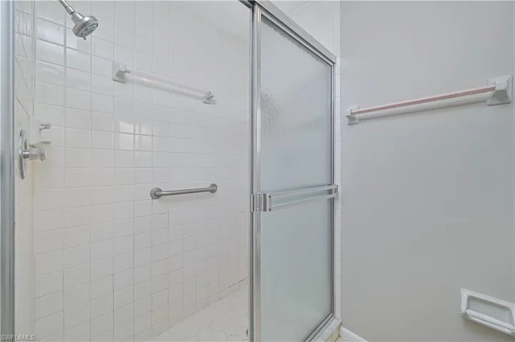 801 SE 41st  ST, Cape Coral, FL 33904