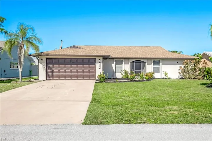 225 SW 38th  ST, Cape Coral, FL 33914