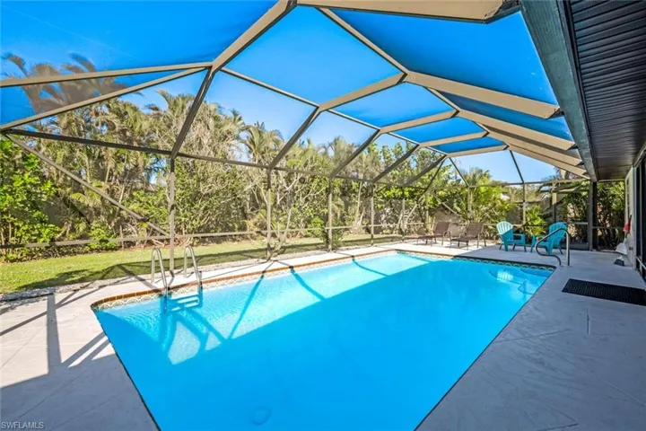 225 SW 38th  ST, Cape Coral, FL 33914