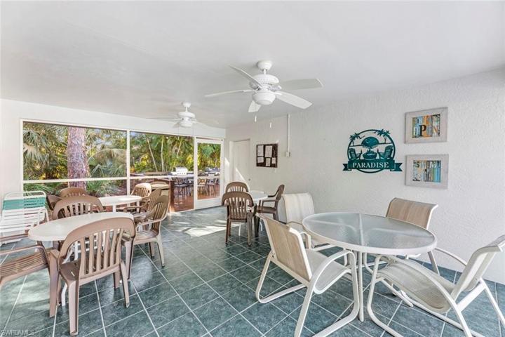 290 NAPLES COVE DR # 2202, NAPLES FL 34110