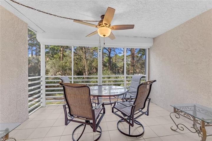 290 NAPLES COVE DR # 2202, NAPLES FL 34110