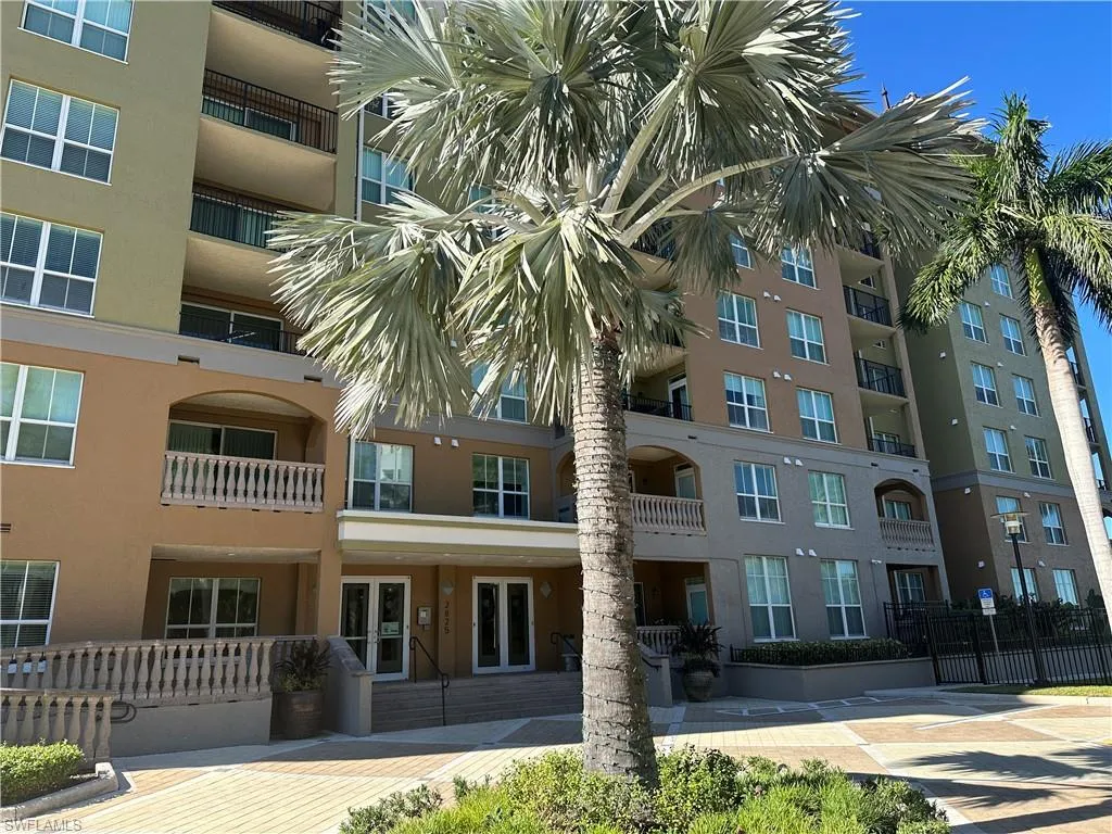 2825 Palm Beach BLVD, Fort Myers, FL 33916,224098163
