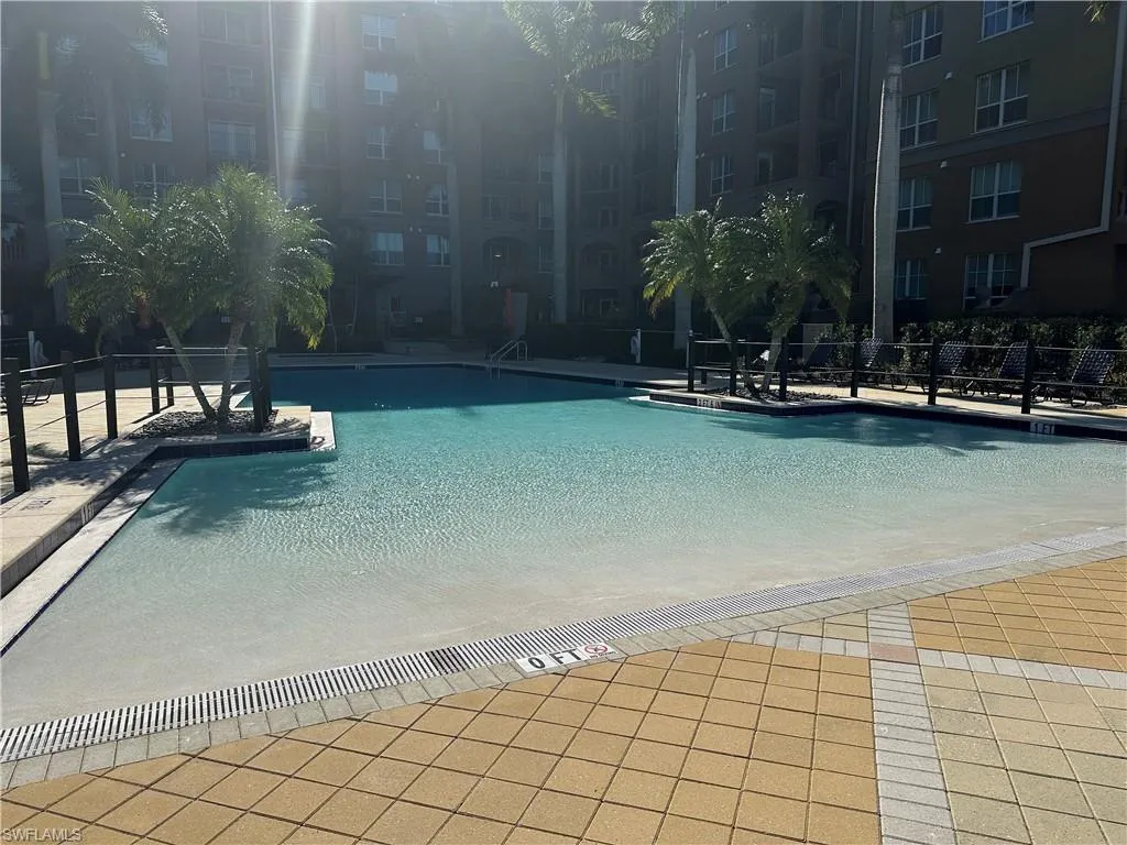 2825 Palm Beach BLVD, Fort Myers, FL 33916,224098163