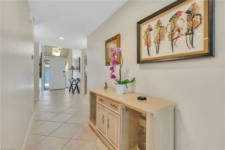 152  Cypress View  DR, Naples, FL 34113