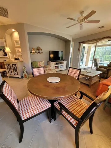 10630  Camarelle  CIR, Fort Myers, FL 33913