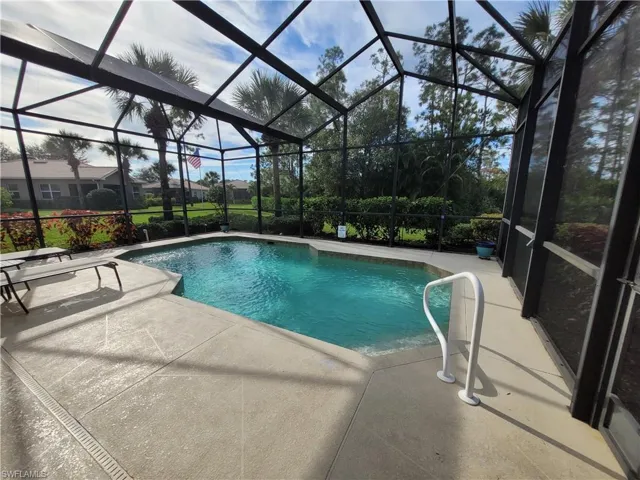 10630  Camarelle  CIR, Fort Myers, FL 33913
