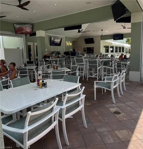 View of terrace at Flip Flops