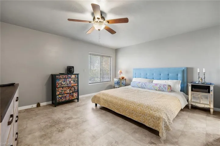 2065 W Lakeview  BLVD, North Fort Myers, FL 33903