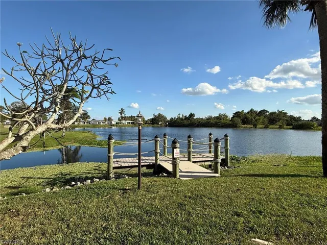 2065 W Lakeview  BLVD, North Fort Myers, FL 33903