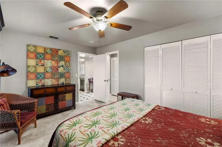 2065 W Lakeview  BLVD, North Fort Myers, FL 33903