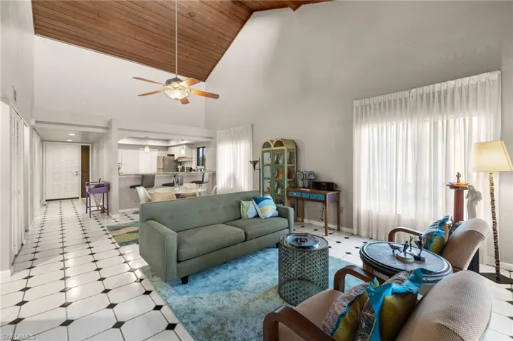 2065 W Lakeview  BLVD, North Fort Myers, FL 33903