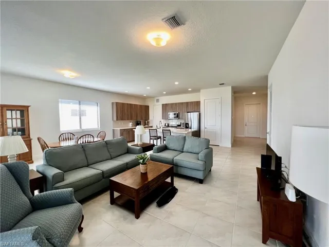 Living area & kitchen