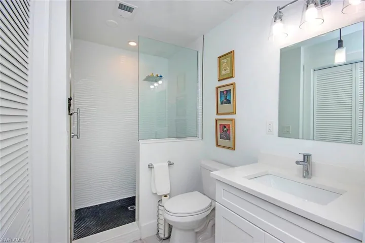 561  Periwinkle  WAY, Sanibel, FL 33957