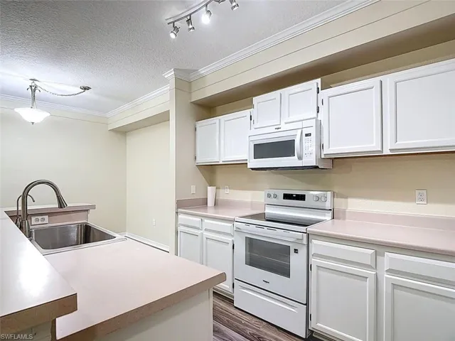 11571 Villa Grand 615, Fort Myers, Florida 33913