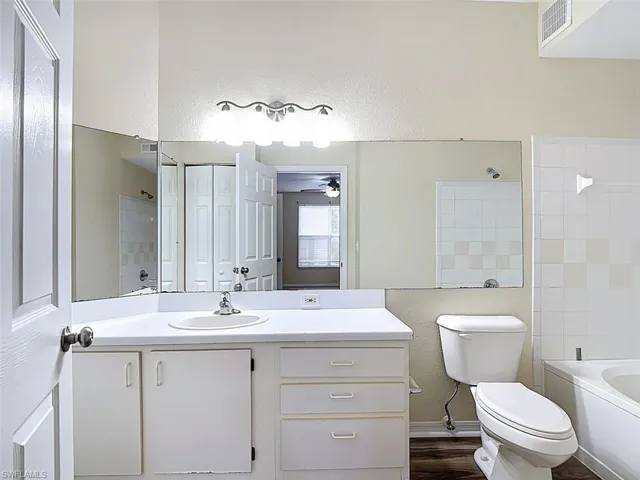 11571 Villa Grand 615, Fort Myers, Florida 33913
