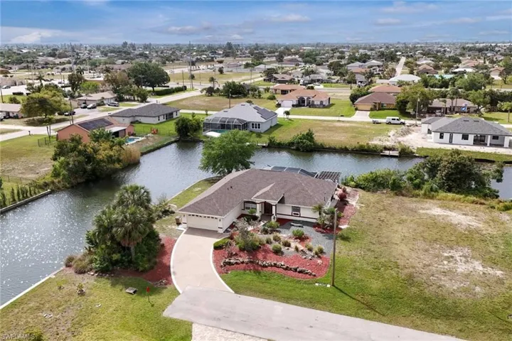 32 SW 15th ST, CAPE CORAL FL 33991
