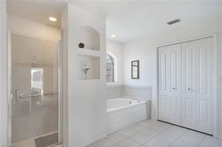 32 SW 15th ST, CAPE CORAL FL 33991