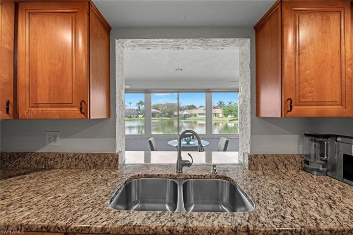 Pass through from Kitchen to Living Area