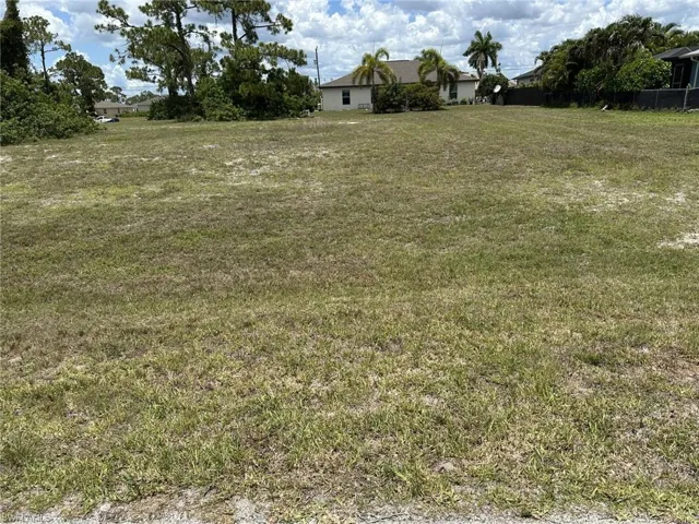 1625 Nw 29th St, Cape Coral, Florida 33993