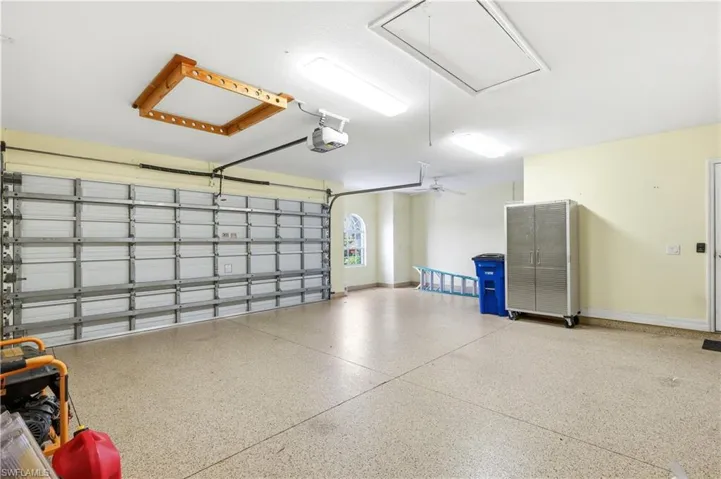 Extra space in the garage for your golf cart