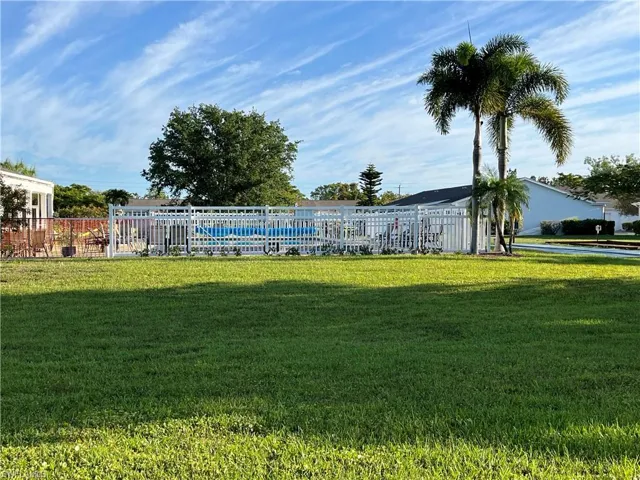 1355  Myerlee Country Club  BLVD, Fort Myers, FL 33919