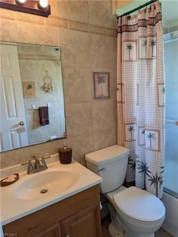 2215 Se 8th Ave, Cape Coral, Florida 33990