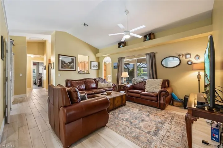 273 Justene Cir, Lehigh Acres, Florida 33936