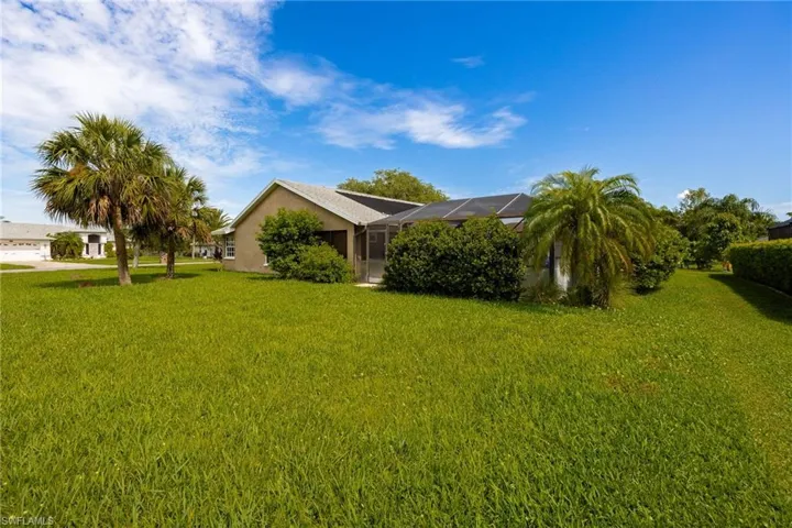 273 Justene Cir, Lehigh Acres, Florida 33936