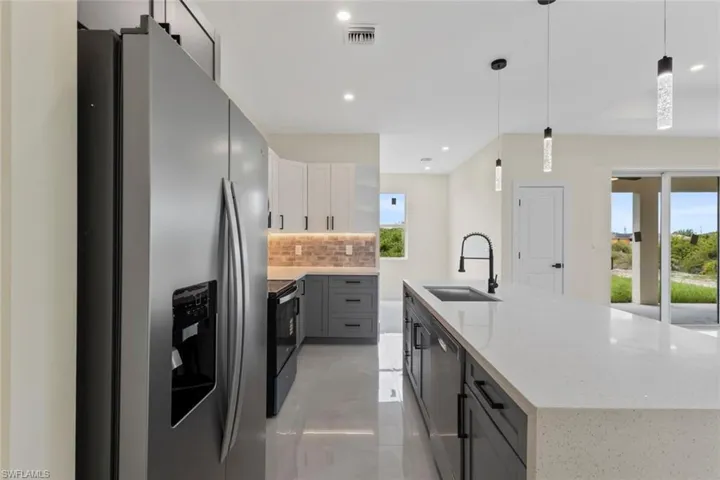 4221 18th St Sw, Lehigh Acres, Florida 33976