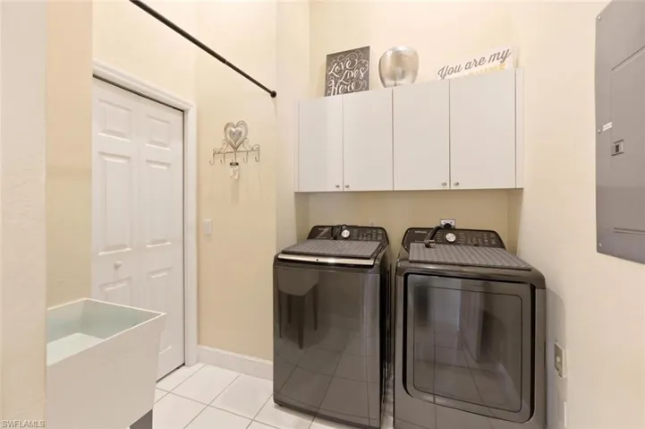 6720 Beach Resort Dr # 10, Naples, Florida 34114
