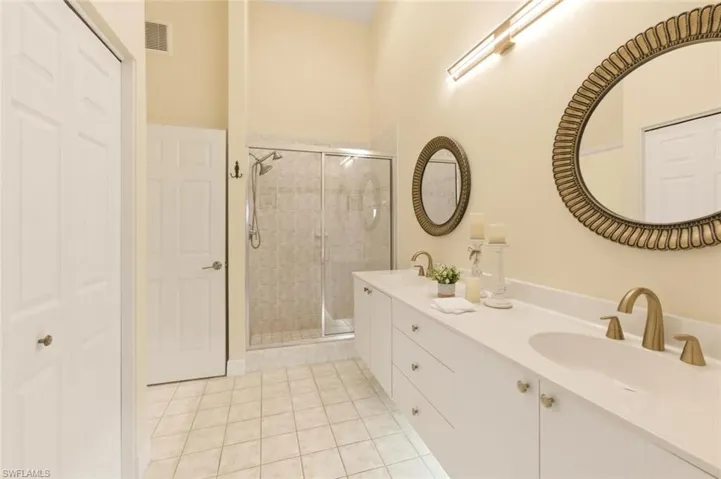 6720 Beach Resort Dr # 10, Naples, Florida 34114