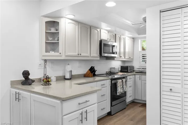 Kitchen area and pantry