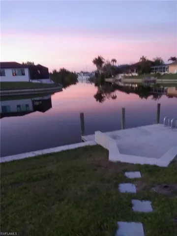 313 Nw 5th Ter, Cape Coral Fl 33993