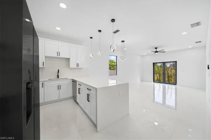 849 Wolverine St E, Lehigh Acres, Florida 33974