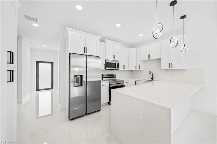 849 Wolverine St E, Lehigh Acres, Florida 33974
