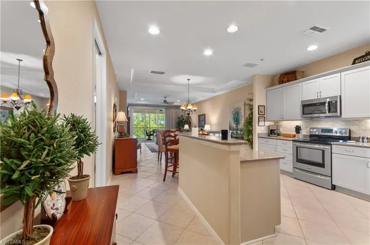 4833 Hampshire Ct # 304, Naples Fl 34112