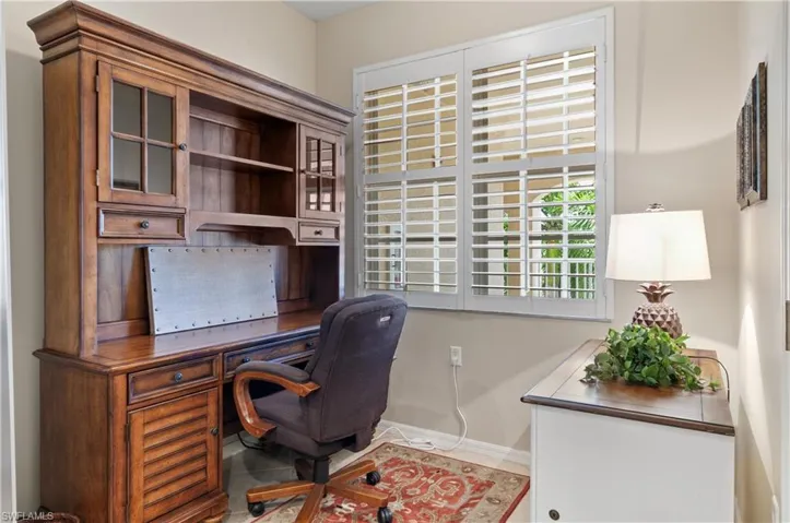 4833 Hampshire Ct # 304, Naples Fl 34112